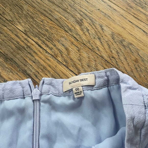 Aritzia Lavender Skirt - Picture 3 of 4